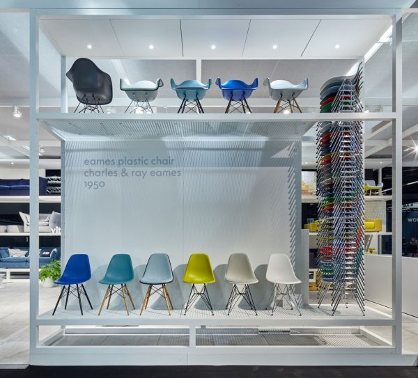 Vitra - Eames Plastic Chair DSW